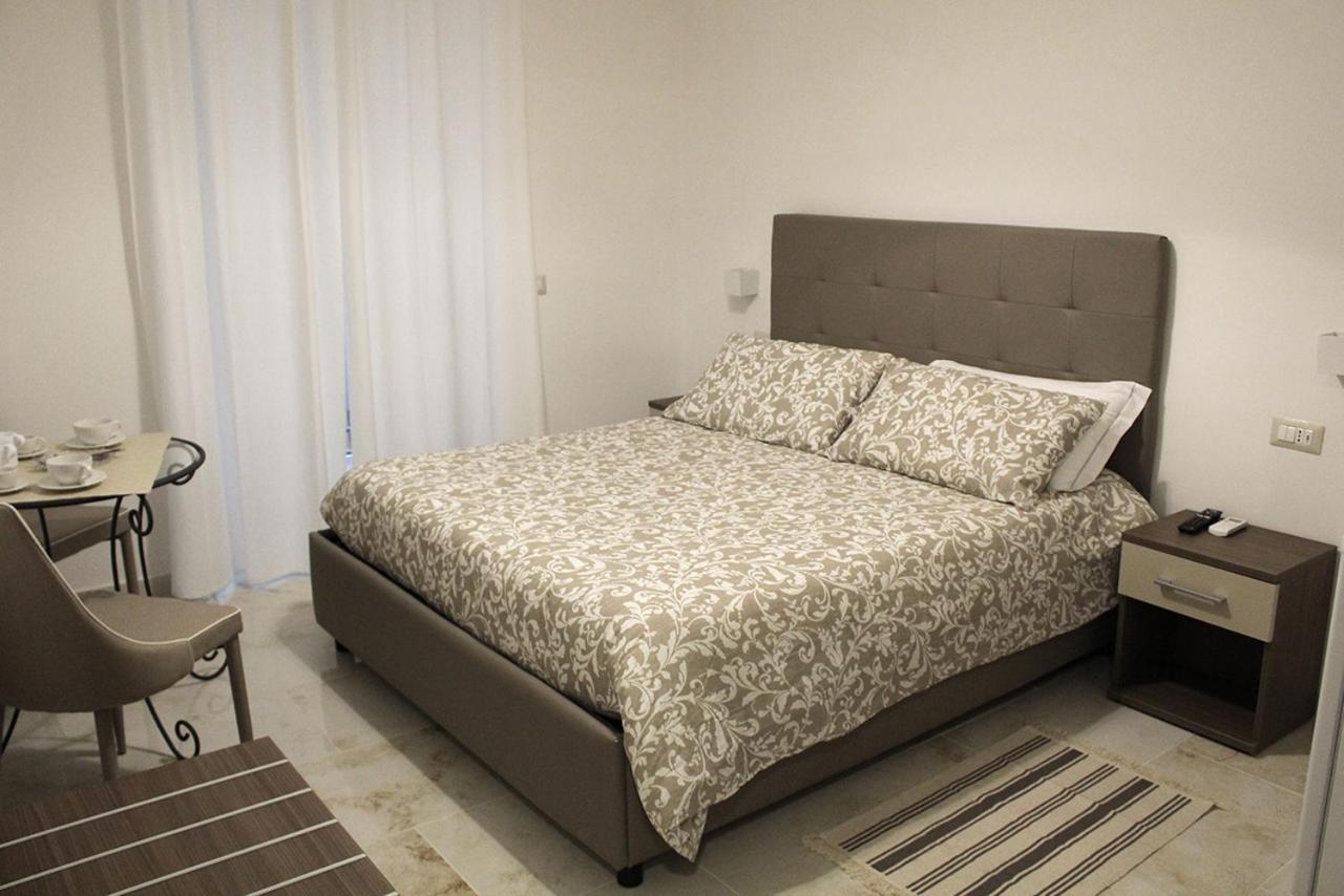 Antonietta De Pace Rooms By Napoli Milionaria B&B Exterior photo
